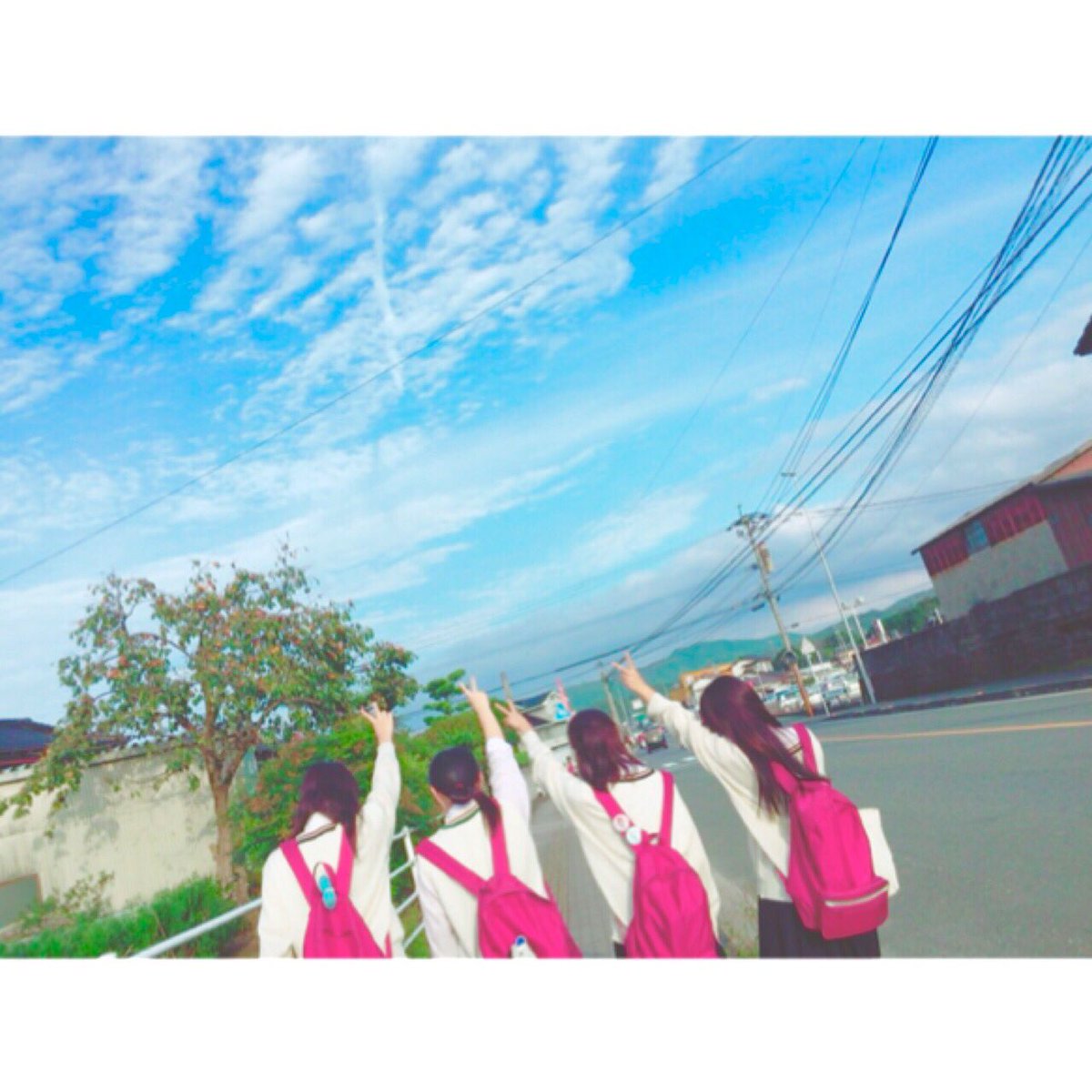 AYM_W15's tweet photo. 青春🙍🌟
ｶﾞｯｺｳｶﾞﾀﾉｼｲ!!!! https://t.co/Sw9htD2ULt