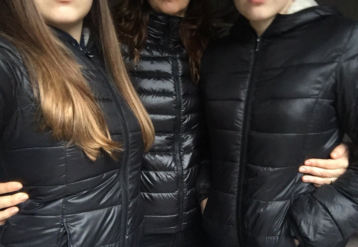 Criemos hijos que algún día miren para atrás y no puedan creer que estas cosas pasaran! #NiUnaMenos #vivaslasqueremos #miercolesnegro