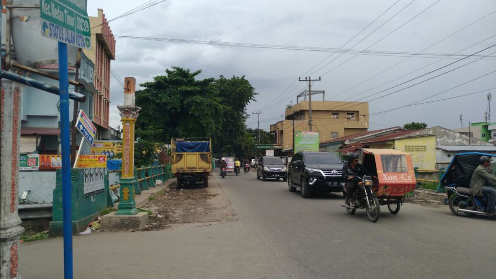 Warga Lega Pedagang di Jalan Rakyat dan Perjuangan Direlokasi medanrumahkita.com/warga-lega-ped…