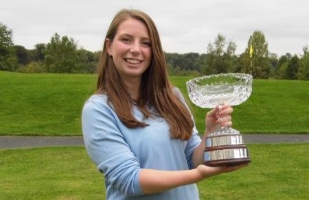 #golf @BucksLadiesGolf
champion of champions is <a href="/EllesboroughGC/">Ellesborough G C</a>'s <a href="/Kozlaa/">Alice Kozlowski</a> <a href="/TheMisbournePE/">Misbourne PE</a> <a href="/LambourneGolf/">Lambourne Golf Club</a> getbucks.co.uk/sport/prestwoo…