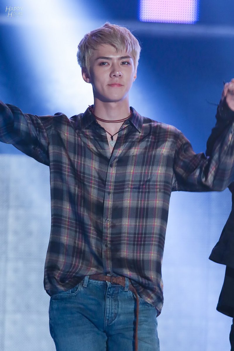 Ohmy_HH's tweet photo. 161009 ASF 😎😎#Sehun #세훈 
https://t.co/v8k56CzQIC
https://t.co/xyrd1gCj73 https://t.co/lkQm0qkorc