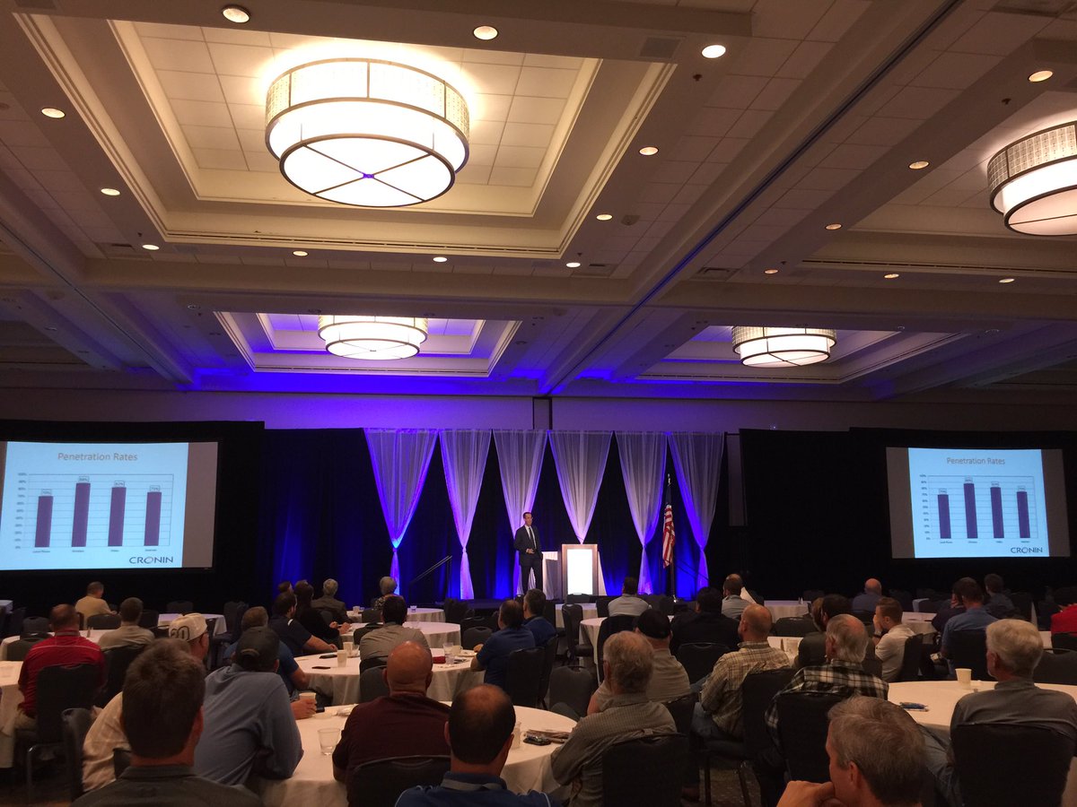 BluebirdFiber's tweet image. Great morning keynote by Tim Owens of Cronin. &quot;Telecom: the most exciting industry in the world.&quot; #MATSS