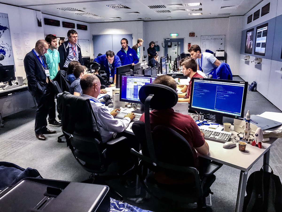 esaoperations's tweet image. Our maths geniuses in #FlightDynamics are poring over the first data from @CanberraDSN of the @ESA_TGO #BigBurn #ExoMars