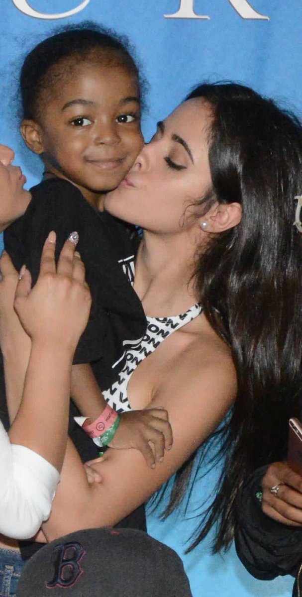 archivecbello's tweet image. she is so perfect 💕😭 #BadThings #camilacabello