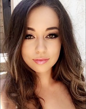 TW Pornstars - Baddies Only. Pictures and videos from Twitter. Page 12