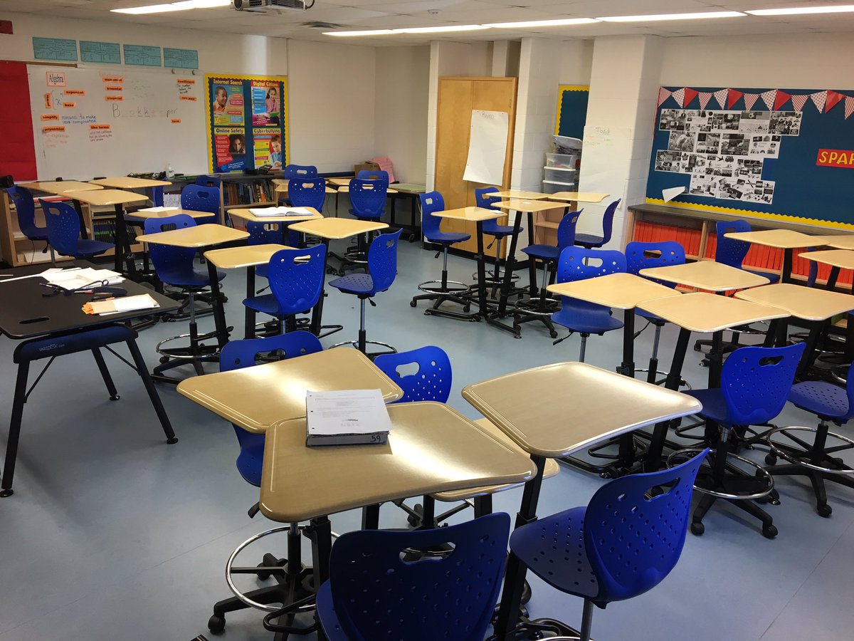 LCVIinfo's tweet image. Some new furniture for our SPAR-Tech kids. #collaboration #standupsitdown  #spartanpride