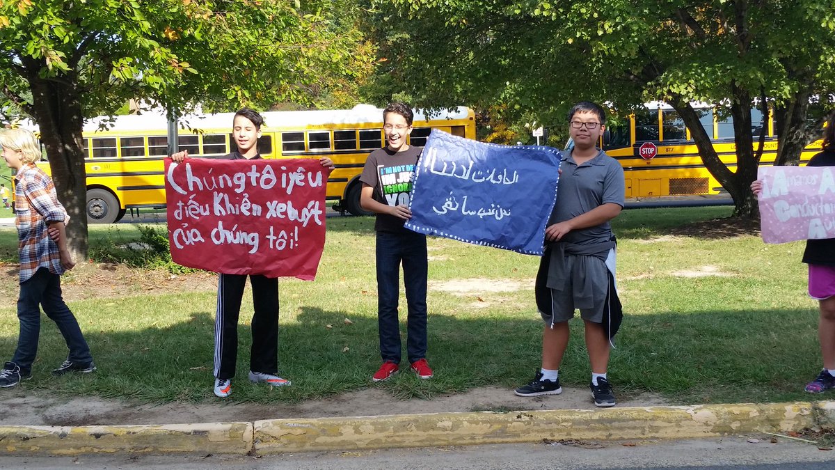 elyse_kristina's tweet photo. Round 2 of bus driver appreciation! #lcpsbus2016 @principalgusm @MrsJCounselor @SterlingMiddle1 https://t.co/OzvUk5KyU1