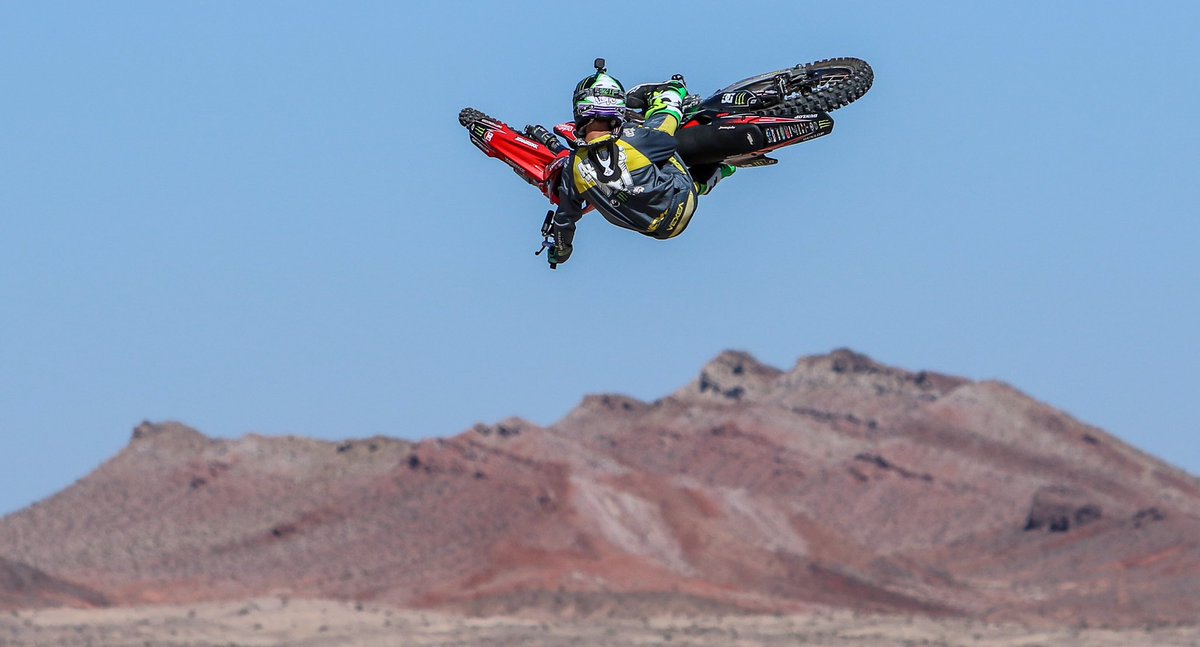 NateAdams741's tweet photo. WEDNESDAAAAAAAAAY ๐ช๐ช๐ช๐ช๐ช
#whipitwednesday #fmxhighrollers https://t.co/EhDkxAIwMF
@defyfocusphotography pc
@monsterenergy @Deft_family https://t.co/p9bfKEncBl