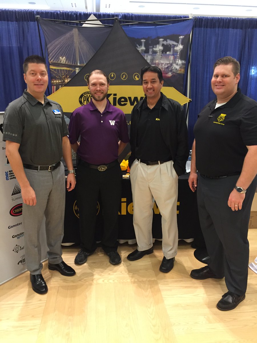 kiewit's tweet photo. @UW #Engineering students - come see as at the career fair from 12-5 p.m. today! https://t.co/ofRyeF2Dnw