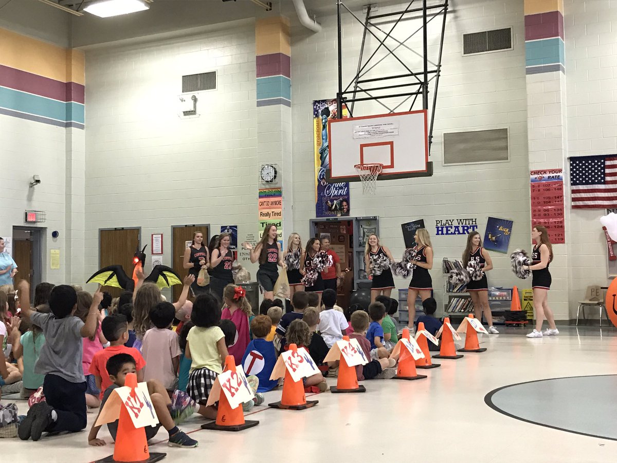 mrsburnapsclass's tweet photo. It's Footloose in the Fall pep rally time!!!!! #cceplays @CCEColts https://t.co/tclvQyB95W