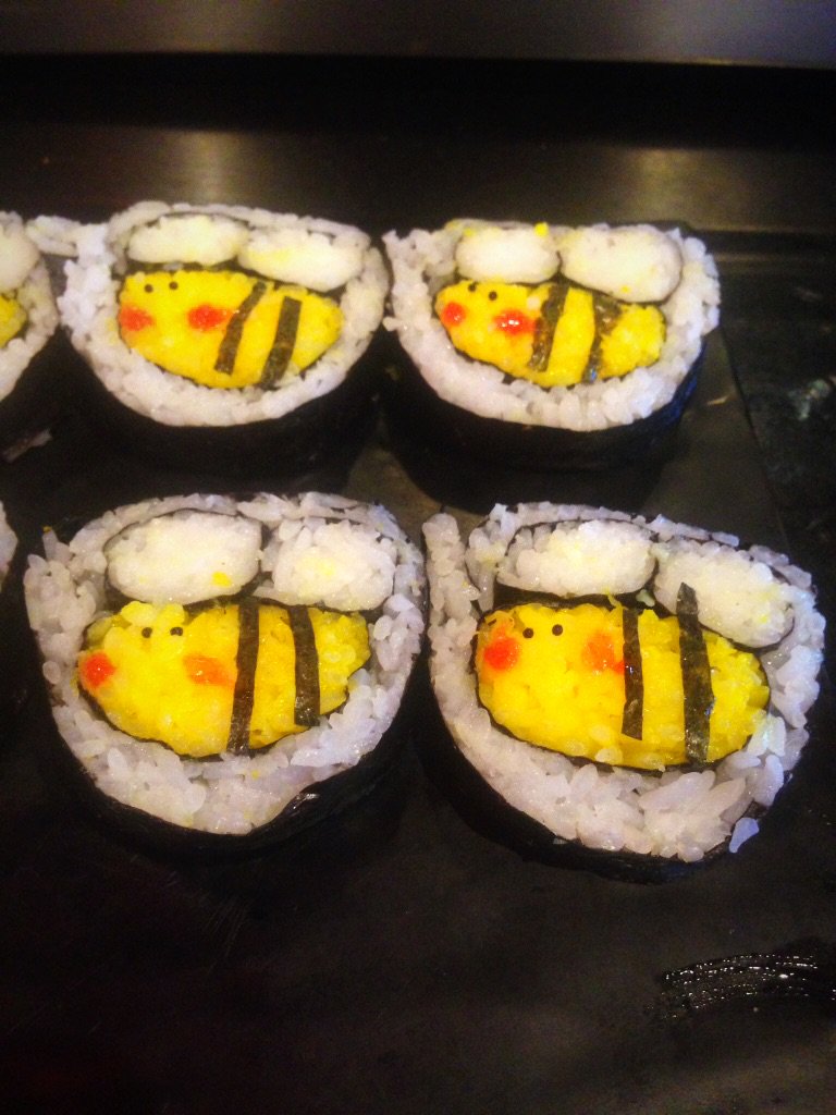 artburgersushi's tweet photo. Our sushi chef made some beeyootiful sushi last night when members of the American Beekeepers Federation visited Myrtle Beach. https://t.co/czDiEKAhvp