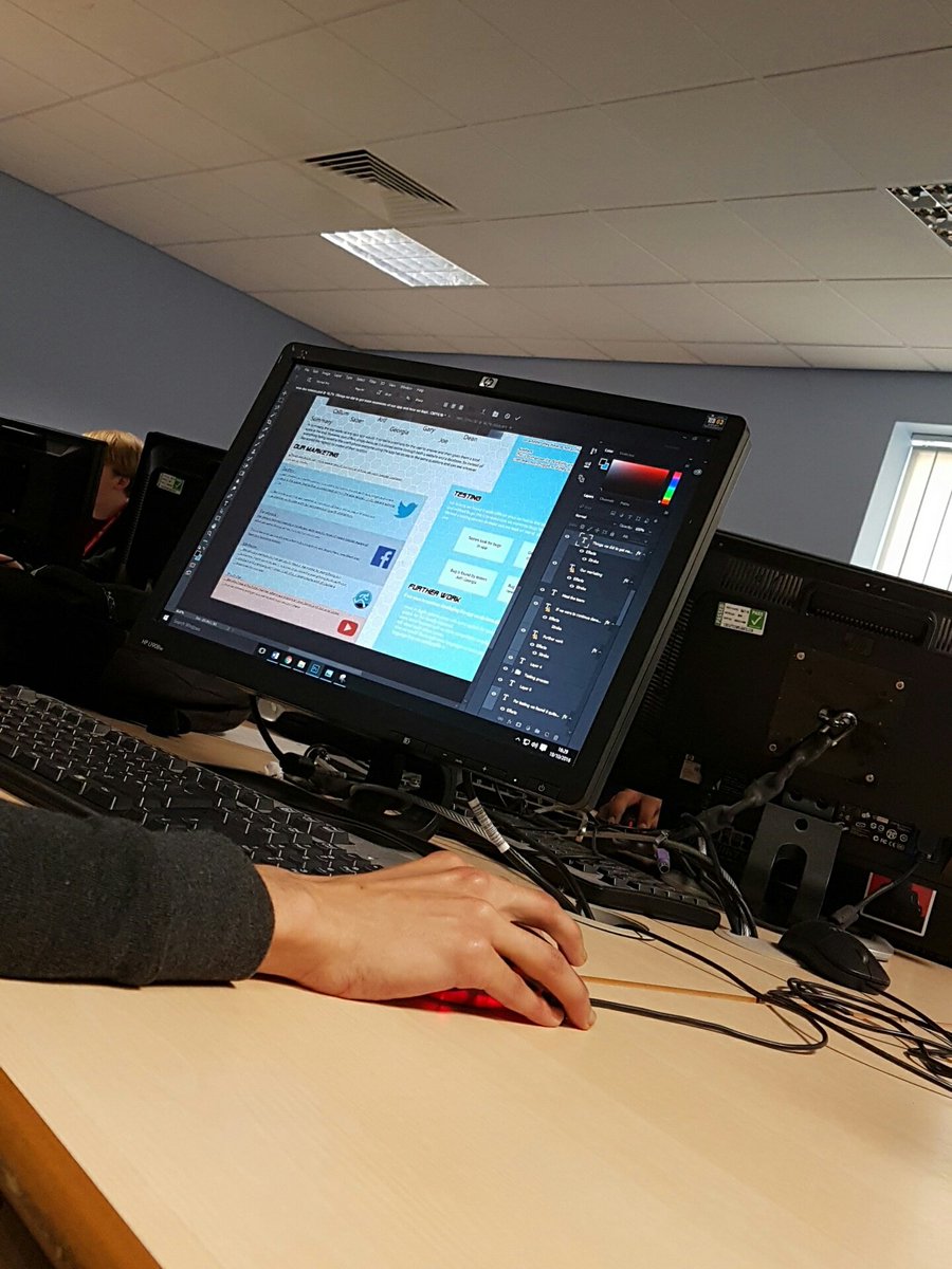 Logi_Go's tweet photo. Working on the poster for the symposium on Friday #computing4wc https://t.co/XcAJKsdWOw