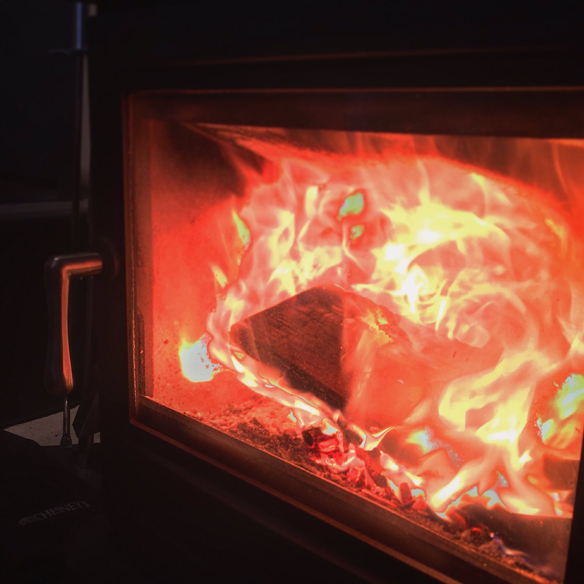 logburnerltd's tweet photo. Step one: light stove
Step two: Get comfy 
Step three: Repeat until summer https://t.co/E41xobWAFq