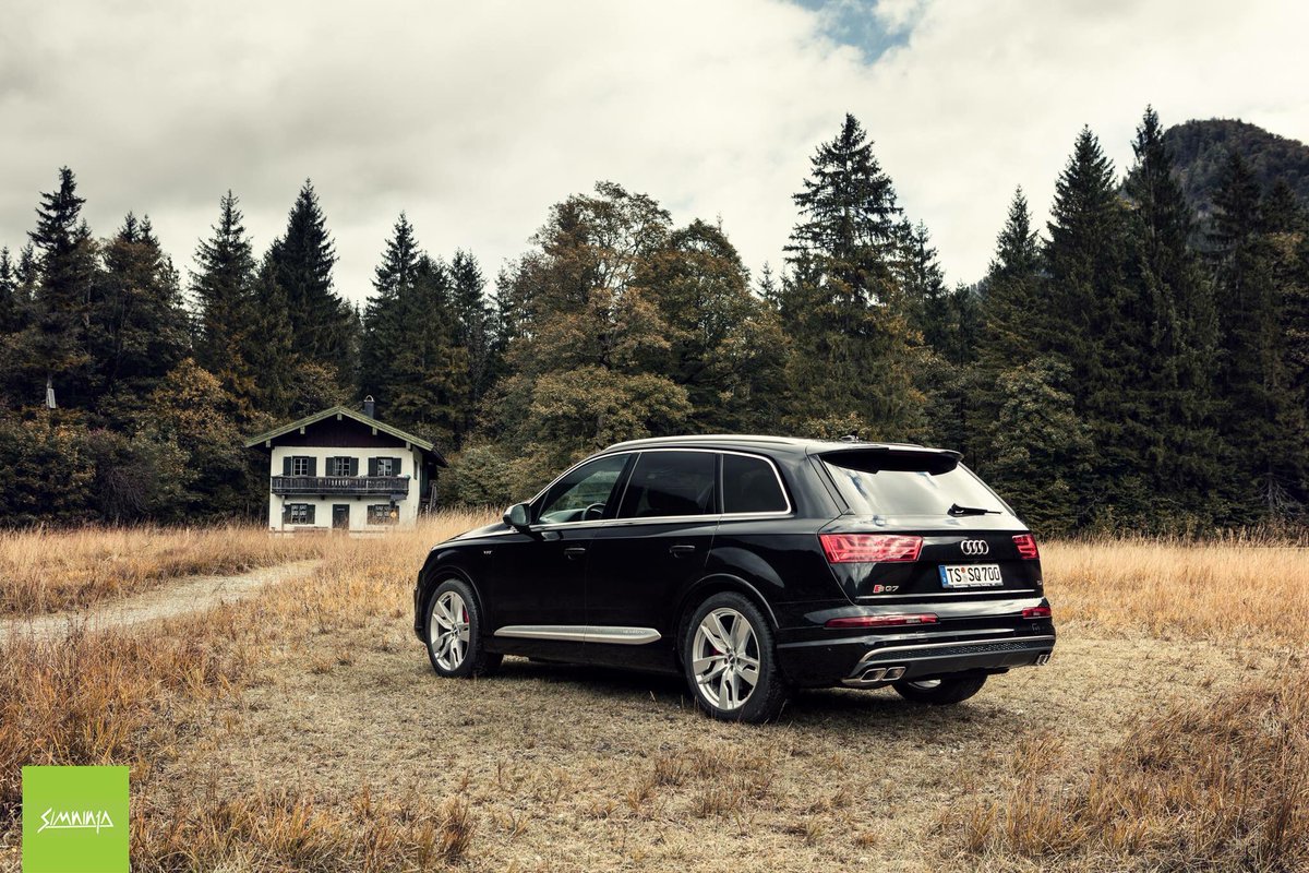 audispain's tweet photo. Otoño, la época perfecta para disfrutar del campo #quattro #SQ7 (fotos: @simninja ) https://t.co/PSaDonaokL