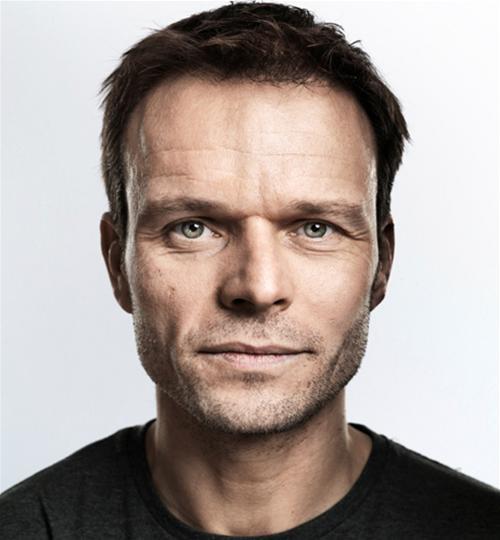 JVAgency's tweet photo. Tune into the new @ITV drama #HIM tonight at 9pm with @AlecNewman1
#jvartist #londonvoiceover https://t.co/5VR2rDgdHq