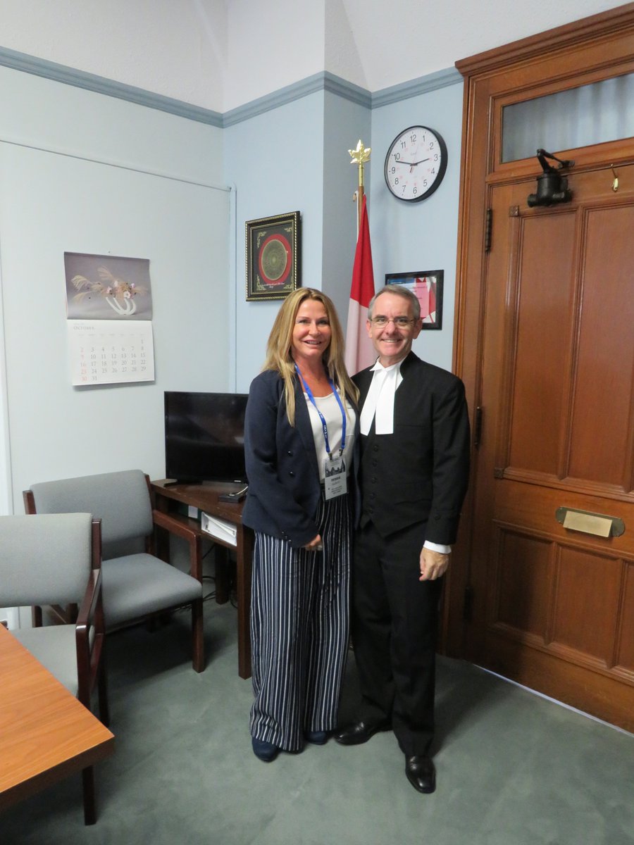 TheLakelands's tweet photo. Thank you Simcoe North MP @bruce_stanton for speaking with @Lakelands reps about home ownership &amp; #realestate #CREAPAC16 #Orillia #Muskoka https://t.co/jlovyqs1m8