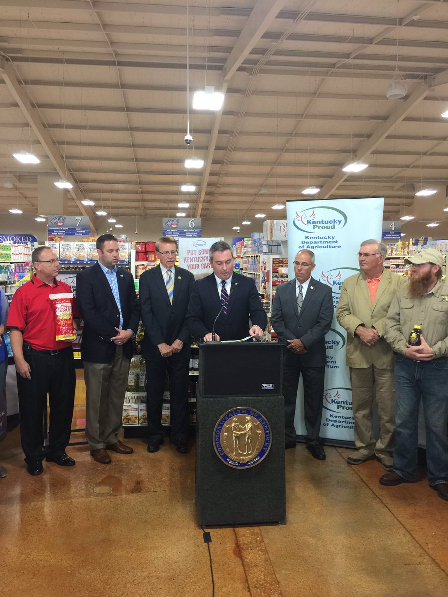 #KentuckyProud announcement going on now at Houchens IGA in Bowling Green!