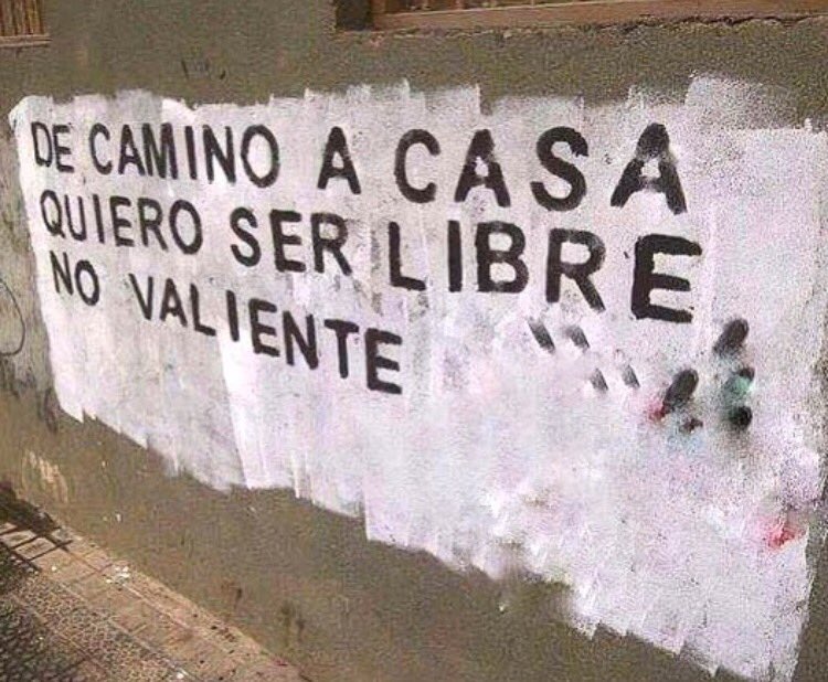 elcosodelapizza's tweet photo. #NiUnaMenos   #BastaDeFemicidios https://t.co/KGnhwchtiX