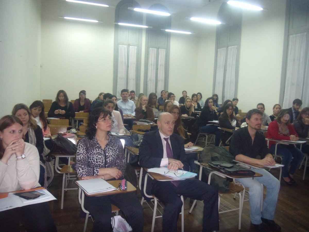 DerechoUNR's tweet photo. #AHORA Comenzó una nueva edición del #Curso de Formación de #Adscriptos que se dicta en @DerechoUNR https://t.co/Ovdpm9Bwon