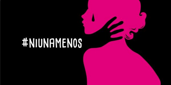 emeequis's tweet photo. Hoy es #MiércolesNegro: paro de mujeres en al menos 15 países contra la violencia de género https://t.co/RnvvJKjNwG #NiUnaMenos https://t.co/iogasLUBhA