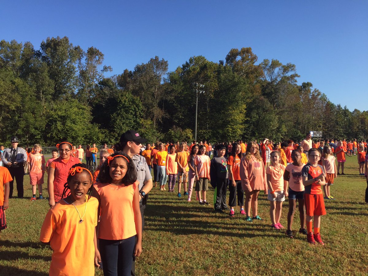 GMHMiddle's tweet image. Fantastic #ccsunity event @HortonMiddle today! Stay tuned for awesome whole school photos! @PACER_NBPC