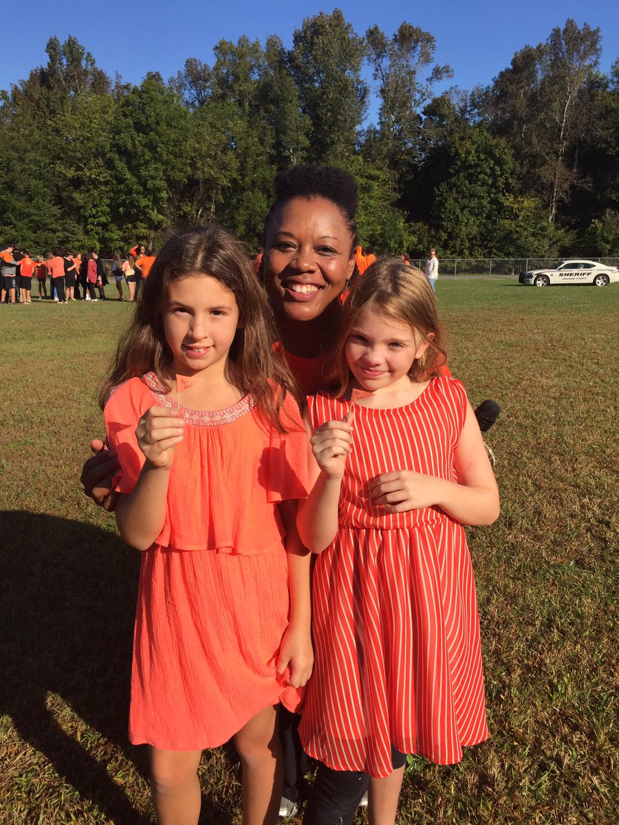 GMHMiddle's tweet image. Fantastic #ccsunity event @HortonMiddle today! Stay tuned for awesome whole school photos! @PACER_NBPC