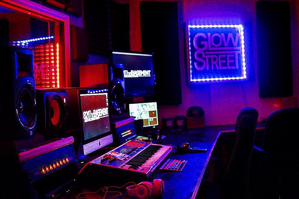 SJD - GlowStreet.Com tweet media