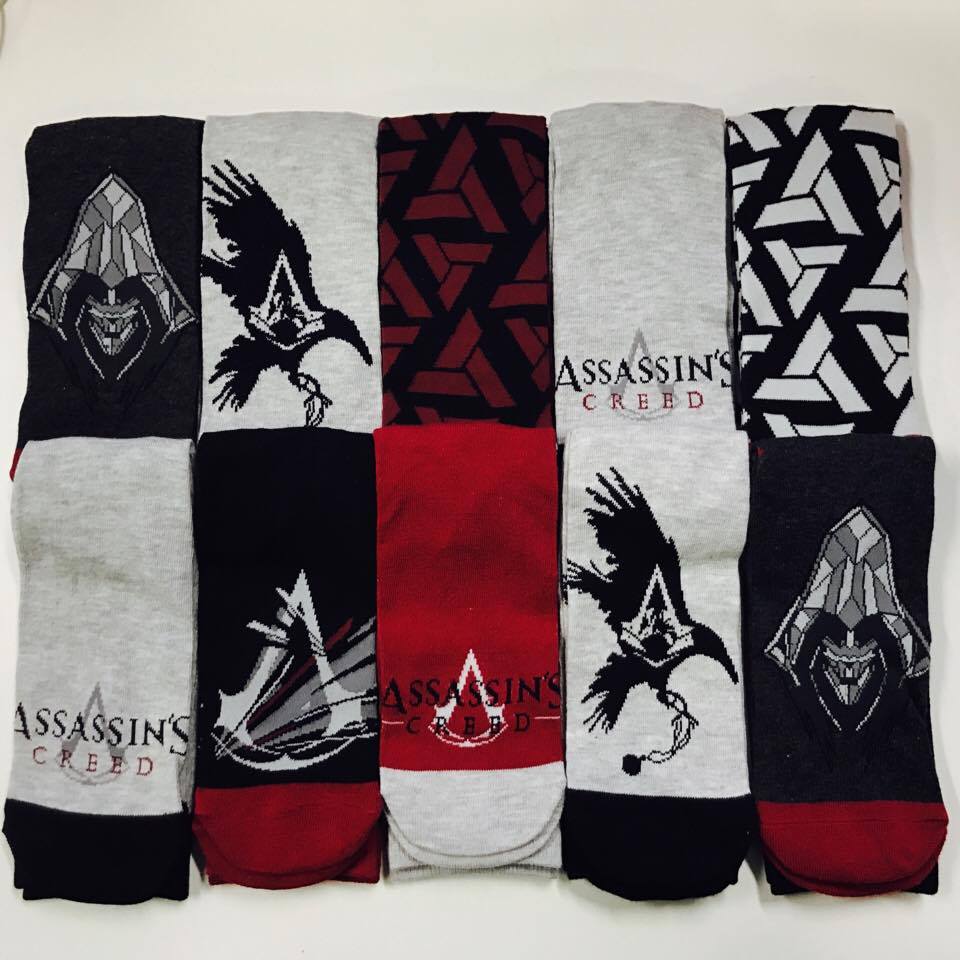 Assassins_UK's tweet photo. Assassins don't get cold feet, now you won't either. #AssassinsCreed #socks instore at @Primark, from our friends @RoyLoweAndSons #warmtoes https://t.co/Pq2CbDw6Ey