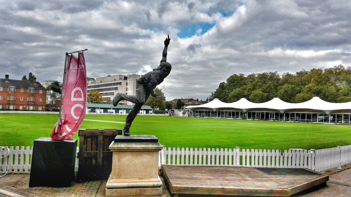 M_Hensh's tweet photo. Great day at Lords speaking at #CXSummit16 w/ @insight_intell - good crowd &amp; tons of good ideas + talk on #advocatemarketing @qubemedia https://t.co/IgMVcO9roy
