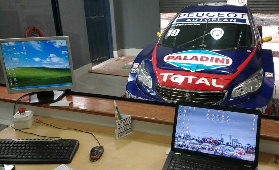 DTAracing's tweet image. #STC2000 - El 408 de @dfineschi pasando por el #PostRig de #DTAresearch. Aquí se  realiza el chequeo dinámico antes de viajar hacia #ElZonda