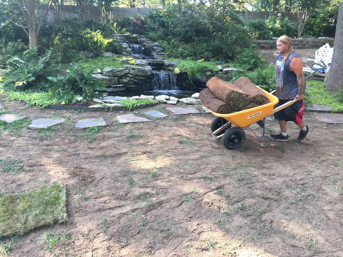 NativeTurfOK's tweet photo. The Sod Squad is putting the finishing touches on someone's backyard paradise! Contact Shawn (918) 855-3884 for a free estimate.
#newgrass https://t.co/WHv8QYmUDA