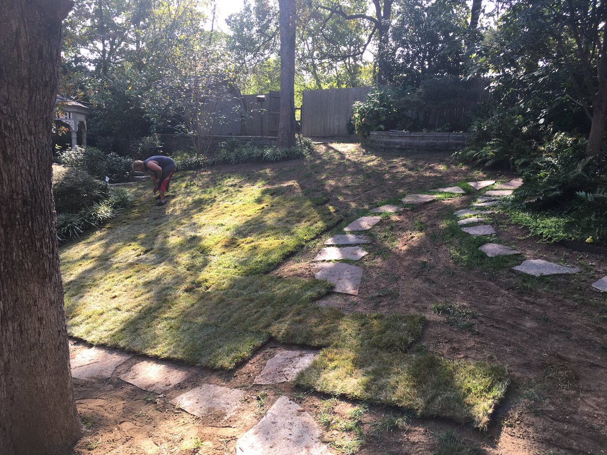 NativeTurfOK's tweet photo. The Sod Squad is putting the finishing touches on someone's backyard paradise! Contact Shawn (918) 855-3884 for a free estimate.
#newgrass https://t.co/WHv8QYmUDA