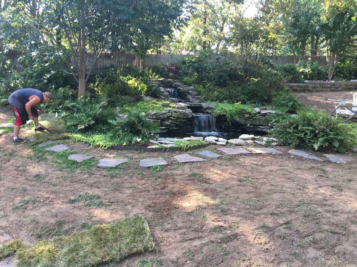 NativeTurfOK's tweet photo. The Sod Squad is putting the finishing touches on someone's backyard paradise! Contact Shawn (918) 855-3884 for a free estimate.
#newgrass https://t.co/WHv8QYmUDA