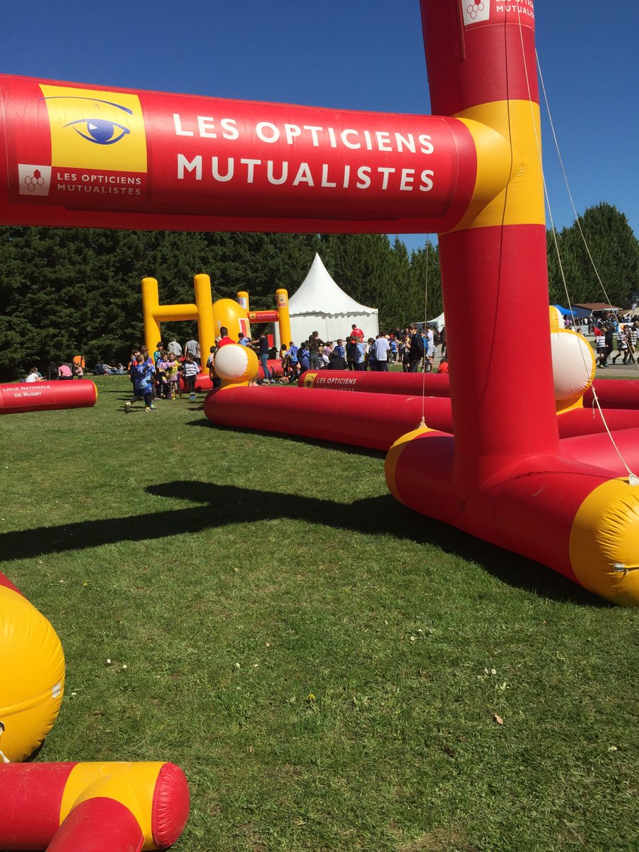 La_RT0's tweet photo. Rejoignez-nous samedi à Beauvais Tournoi du @BRC_OFFICIEL 🏉
Rugby Park, contrôle de la vue 👀 et de nombreux cadeaux seront au rdv 🎁 #RTO2016 https://t.co/7ezgKB4zmH
