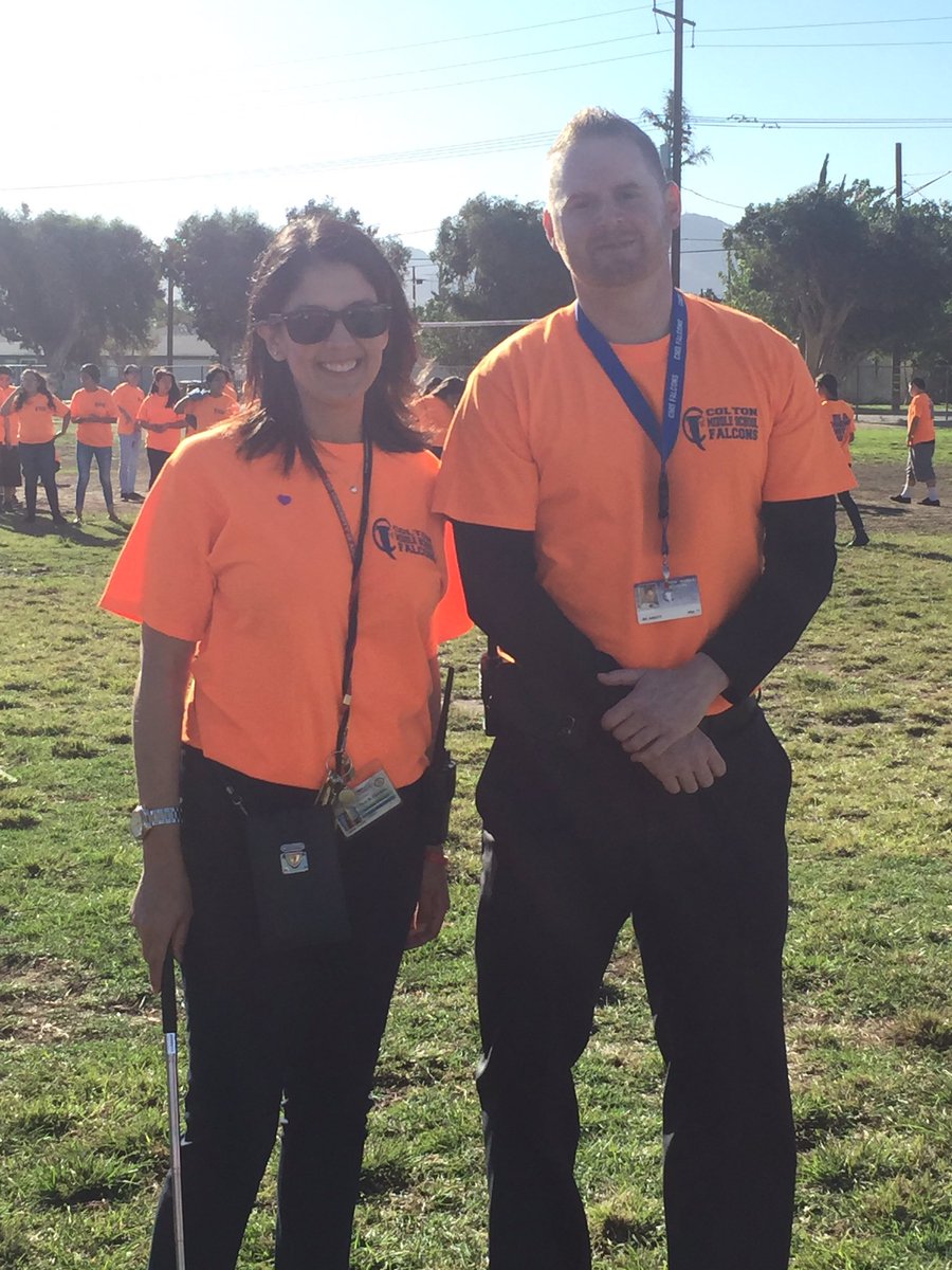 nessa92912's tweet photo. Our administrators did a wonderful job! ❤️ #cmsunityday#beafriendnotabully @CMSFalcons_ @ColtonJUSD https://t.co/k1jkYZVcG4