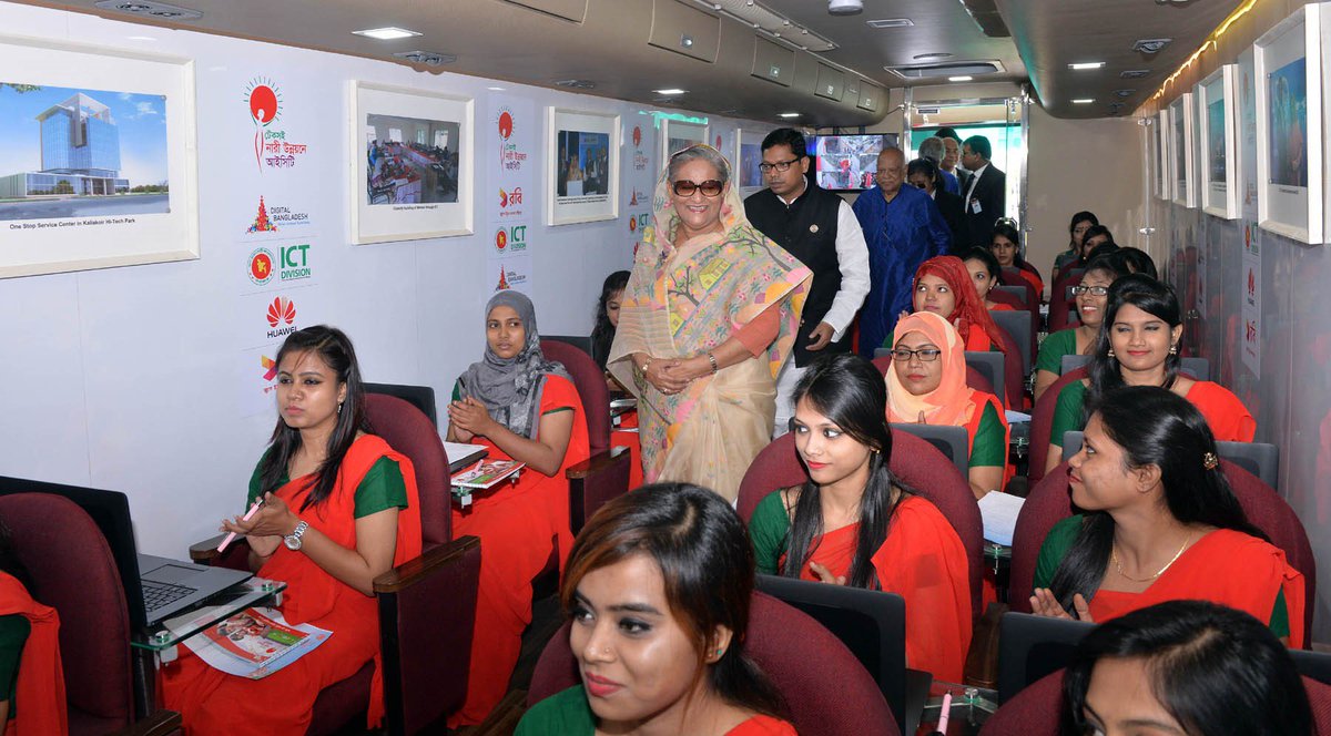 albd1971's tweet photo. #Bangladesh's largest digital expo #DigitalWorld2016 inaugurated by HPM #SheikhHasina https://t.co/pUSnNDb2D1 #DigitalBangladesh #ICT https://t.co/Oq6r2dyPYq