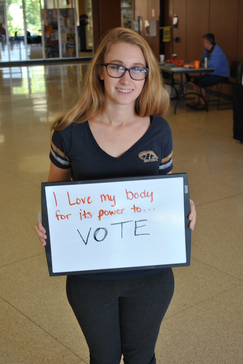 KSU_dAM's tweet photo. Hurry, time is almost up to get your picture taken at the @KentStudentCntr! #loveyourbody https://t.co/0AvND0wFx4