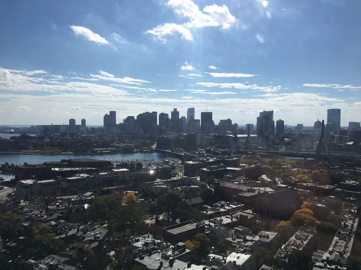 CRJWeinberg's tweet photo. Stunning views from the top of the Bunker Hill Monument today! Always a joy to walk the @bostonNHP Freedom Trail! #NPSBoston https://t.co/e80o4Cj4OC