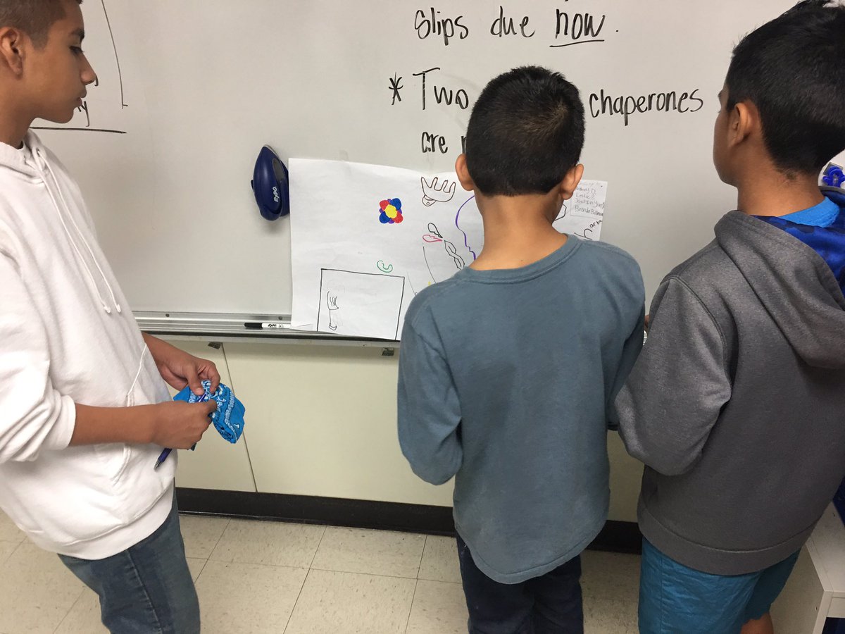 MrsGuynes's tweet photo. #graffiti #gallerywalk #shandses https://t.co/dKz1sGUyv9