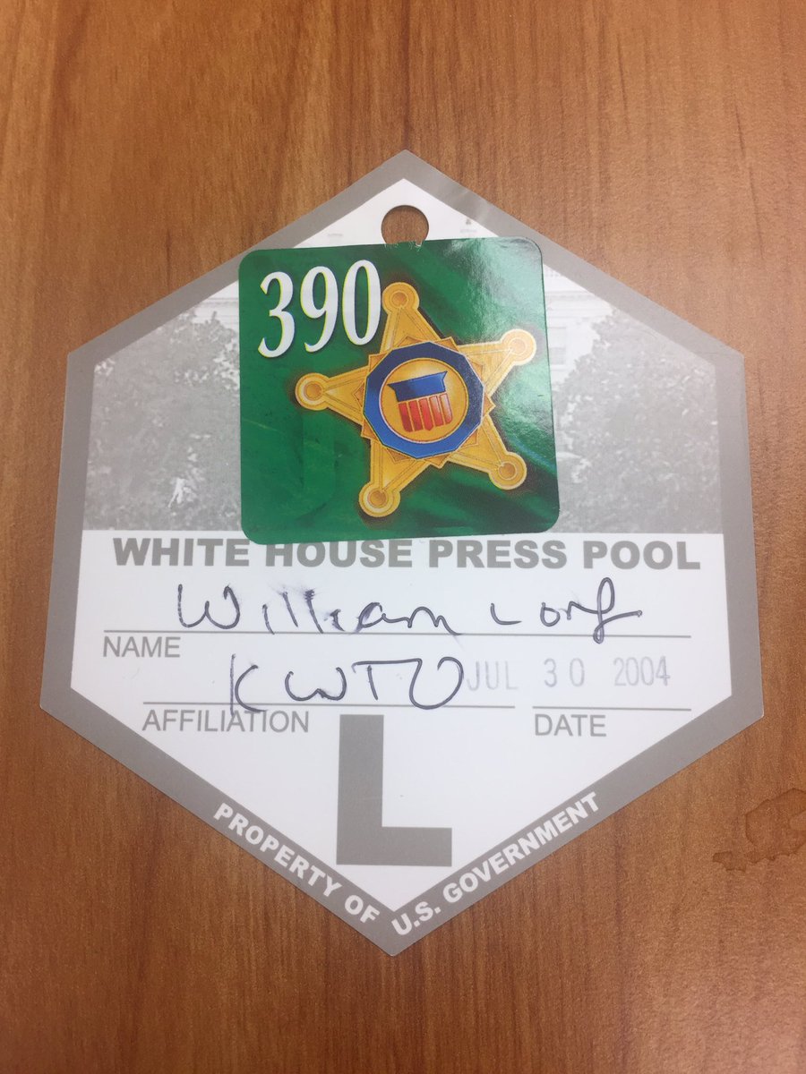 auctnr1's tweet photo. Dug out photo's for @kolr10kozl @LindsayClein & had forgotten I was in the #WhiteHouse Pool for #KWTO AM560 for W's visit to #Springfield https://t.co/SYeqteSC11