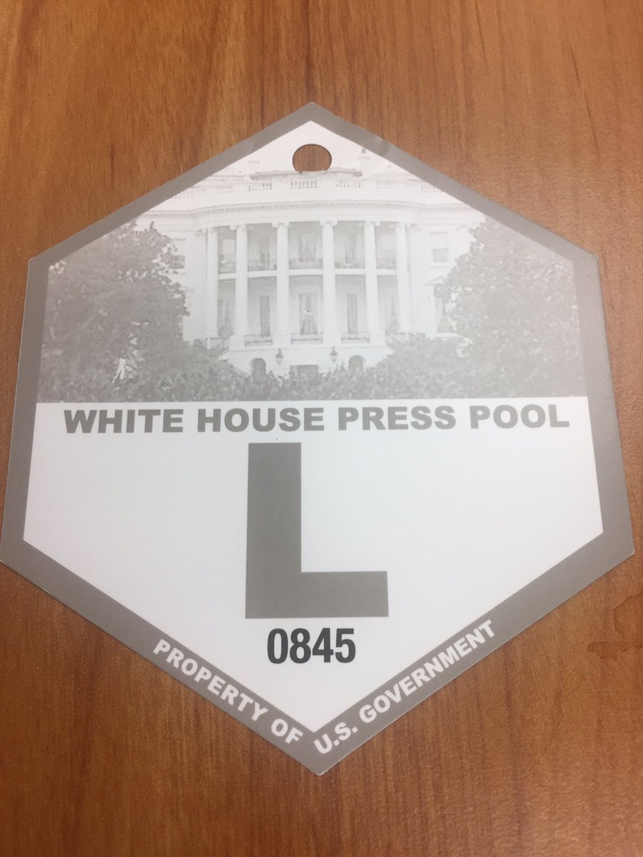 auctnr1's tweet photo. Dug out photo's for @kolr10kozl @LindsayClein & had forgotten I was in the #WhiteHouse Pool for #KWTO AM560 for W's visit to #Springfield https://t.co/SYeqteSC11