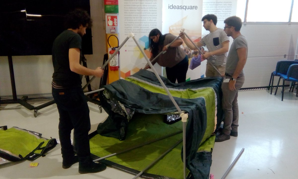 HScienceAdvisor's tweet photo. Challenge #winterhyde #shelter #competition at @CERN @IdeasCERN #cbicern by @HumanitarianLab https://t.co/JClKgPfHhc