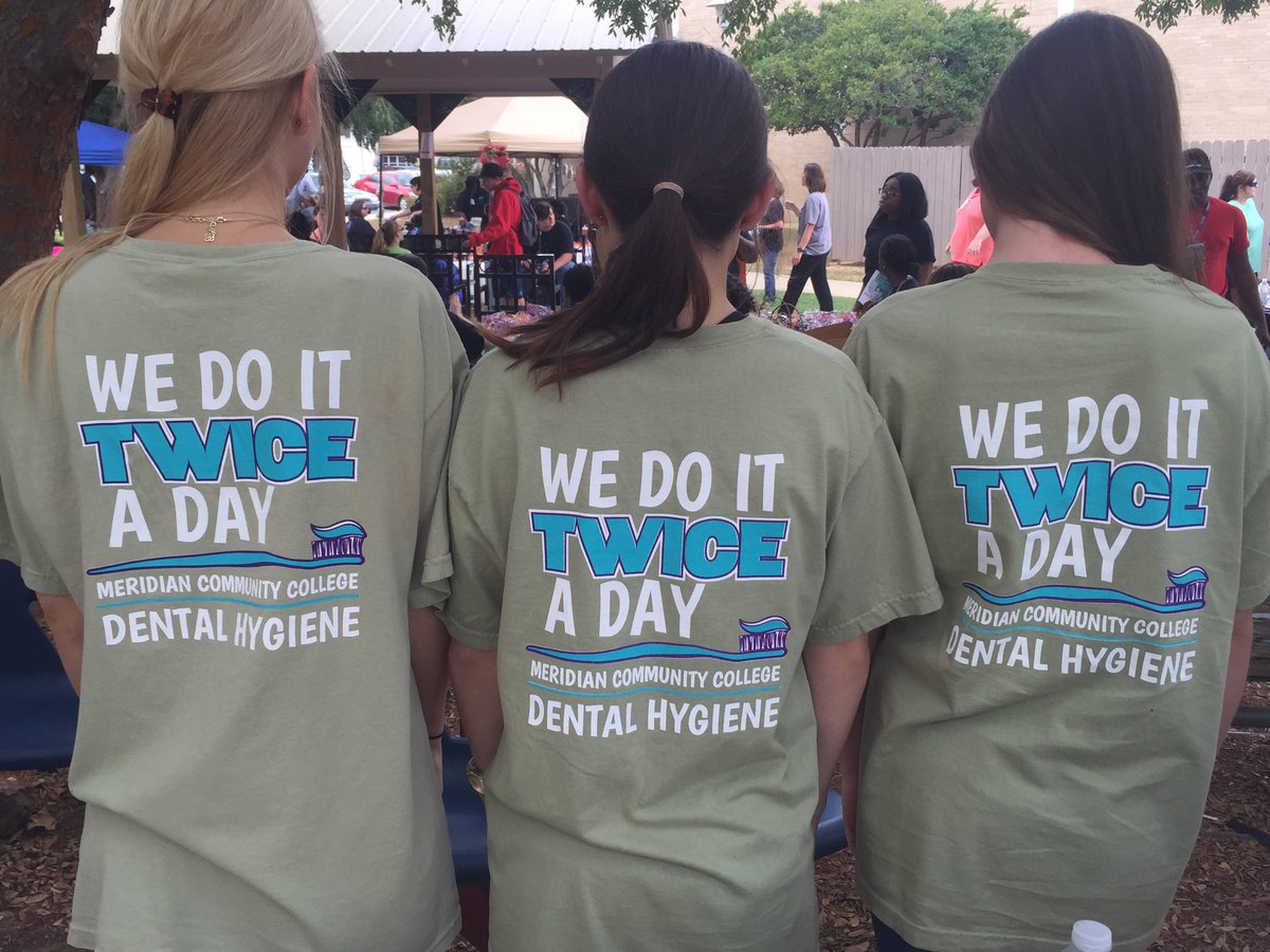 MCCEagles's tweet photo. Sooo the #mcceagles Dental Hygiene students want to know..do YOU brush twice a day? They do. #mccfallfest https://t.co/ifVIGyHdVr