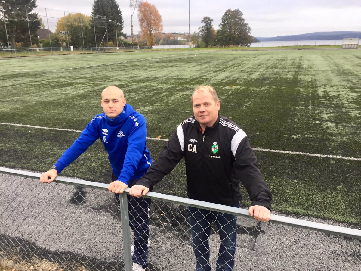 TTIFFOTBALL's tweet photo. På fredag 18:00 smeller det! TTIF - Kvik Halden 2. Tistedal Kunstgress. Vinneren holder seg, taperen kan også holde seg om Mysen taper. https://t.co/tkaKFfyqf7