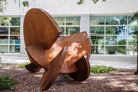 pimatweets's tweet photo. 2 more additions to PCC Sculpture-on-Campus Reception 2-4p Oct 20 at East #SOC16 #Sculpture@KevinCaronArt @hman4200 @MOCATucson @artsAZ https://t.co/Wzff0yvYUZ