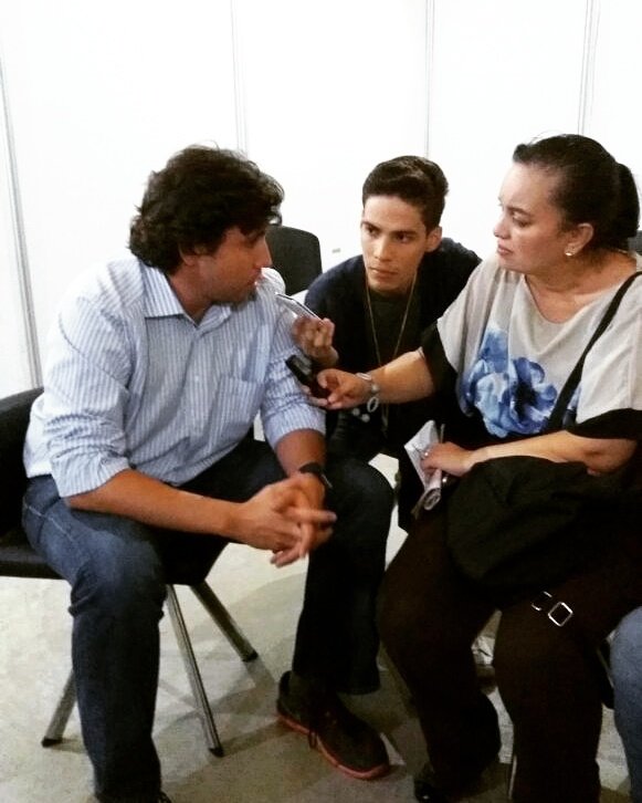 Cavelibro's tweet photo. #Entrevista presidente de #Cavelibro Mauricio Cortés a M. Castellanos de @webnotitarde en la visita @filuc_oficial https://t.co/pngZeasouV