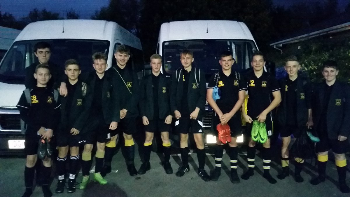 Very proud of year 10 boys football team - 2-0 down, won 3-2 - great team performance. MOM Freddie Leyland &amp; a special winner from Jimmy E 👏