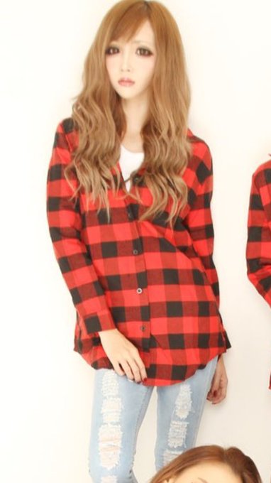 最近街中でこんな感じの服装の女の子見かける♪ 秋って感じでチェック可愛いよね🍁 https://t.co/Tgv0JokOPI<a href="/tag/%E3%83%8F%E3%83%AD%E3%82%A6%E3%82%A3%E3%83%B3"class="tags"><span>#ハロウィン</span></a><a href="/tag/%E3%82%B3%E3%82%B9%E3%83%97%E3%83%AC%E3%81%AF%E3%81%97%E3%81%A6%E3%81%AA%E3%81%84"class="tags"><span>#コスプレはしてない</span></a><a href="/tag/%E6%AF%8E%E6%97%A5%E3%81%8C%E3%82%B3%E3%82%B9%E3%83%97%E3%83%AC%E3%81%A0%E3%81%A3%E3%81%9Fav%E5%A5%B3%E5%84%AA%E3%81%A0%E3%81%A3%E3%81%9F%E4%BA%BA"class="tags"><span>#毎日がコスプレだったav女優だった人</span></a>