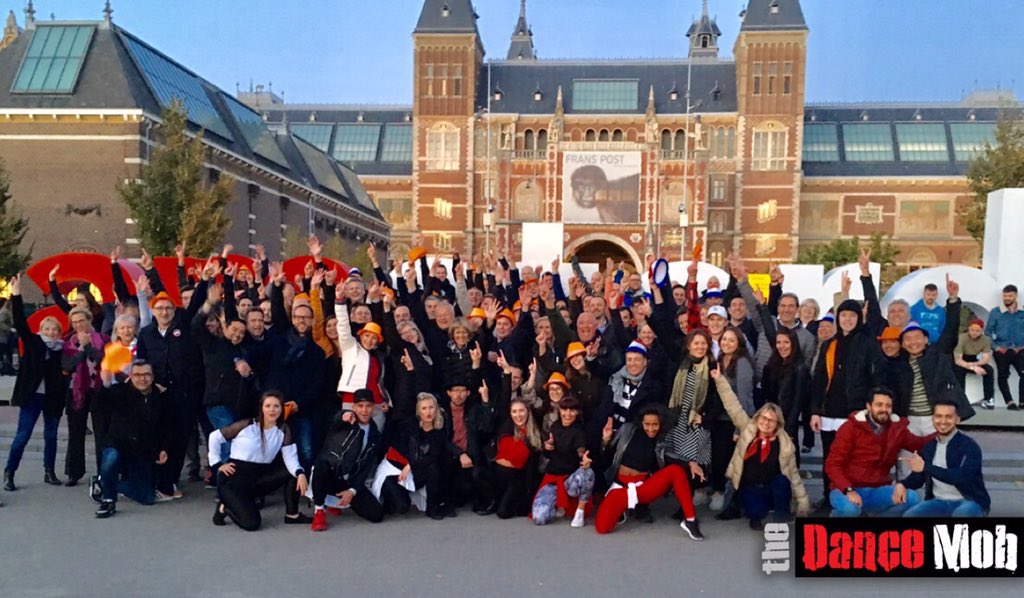 DanceMobUK's tweet photo. An amazing day with the #amcor team ... smashed it 👊🏻#beatit #flashmob #amsterdam #iamsterdam https://t.co/XiM9wIR2fS