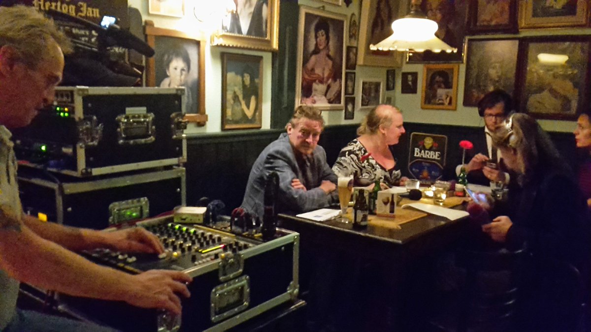 basvandis's tweet photo. En we zijn los met #pvcradio met gelijk live in de Hete Brij bij @rtvzoo met gelijk een heet hangijzer: het ondernemersfonds. https://t.co/misXI2sT6G